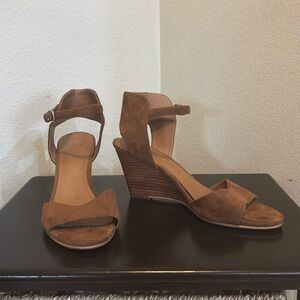 14th & UNION wedge, size 7.5